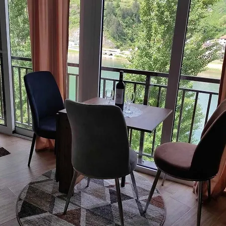 Aluna 4 Daire Višegrad