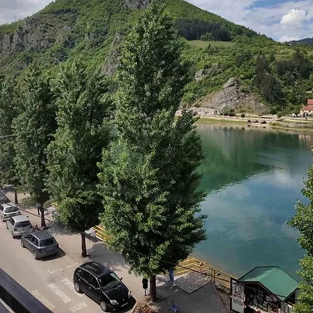 Aluna 4 Daire Višegrad